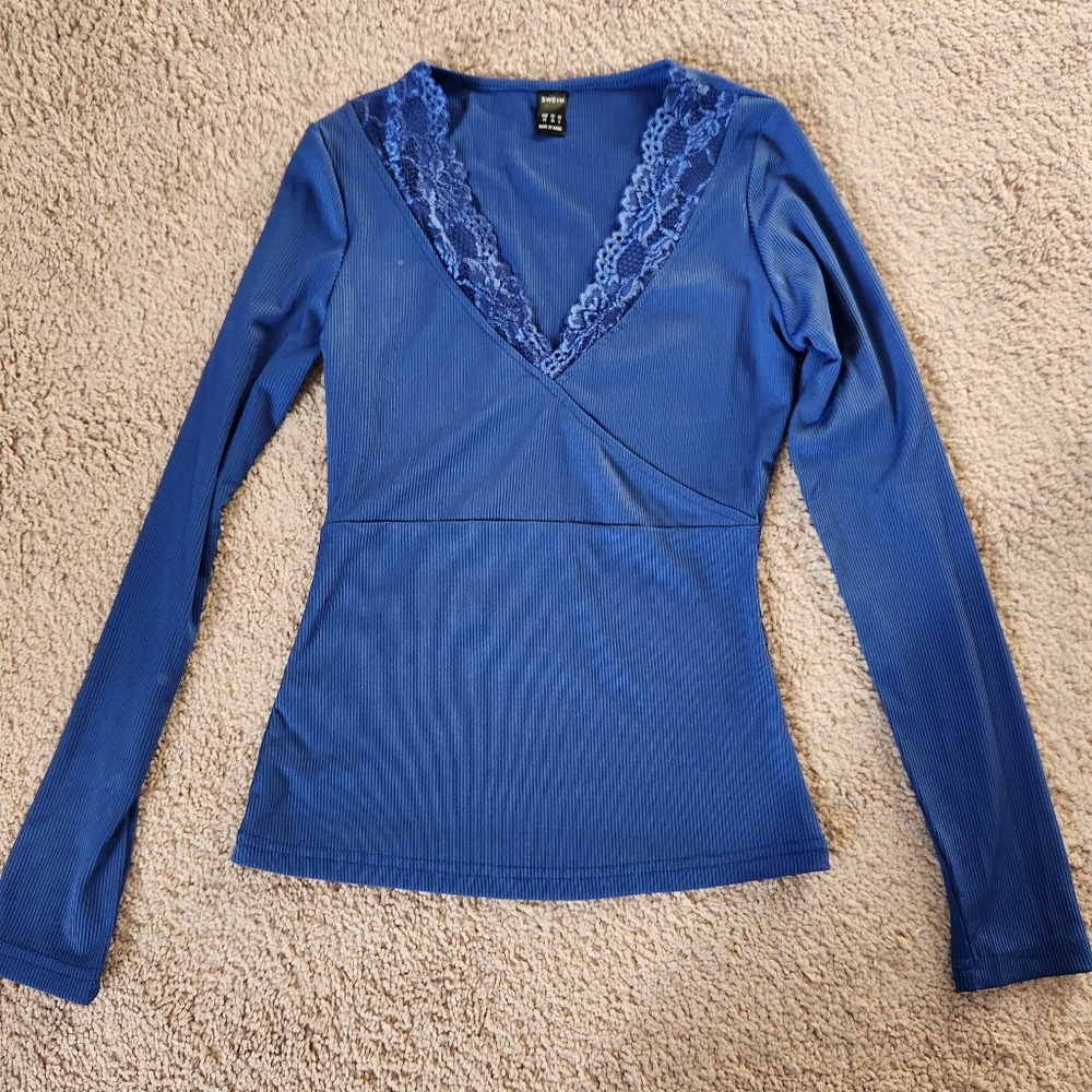 Shein XS blue long sleeve V-neck shirt